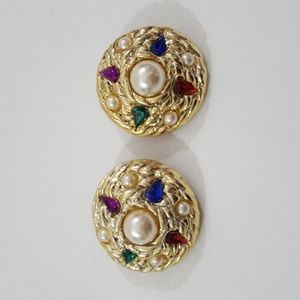 Vintage 2" Round Clip-on Earrings